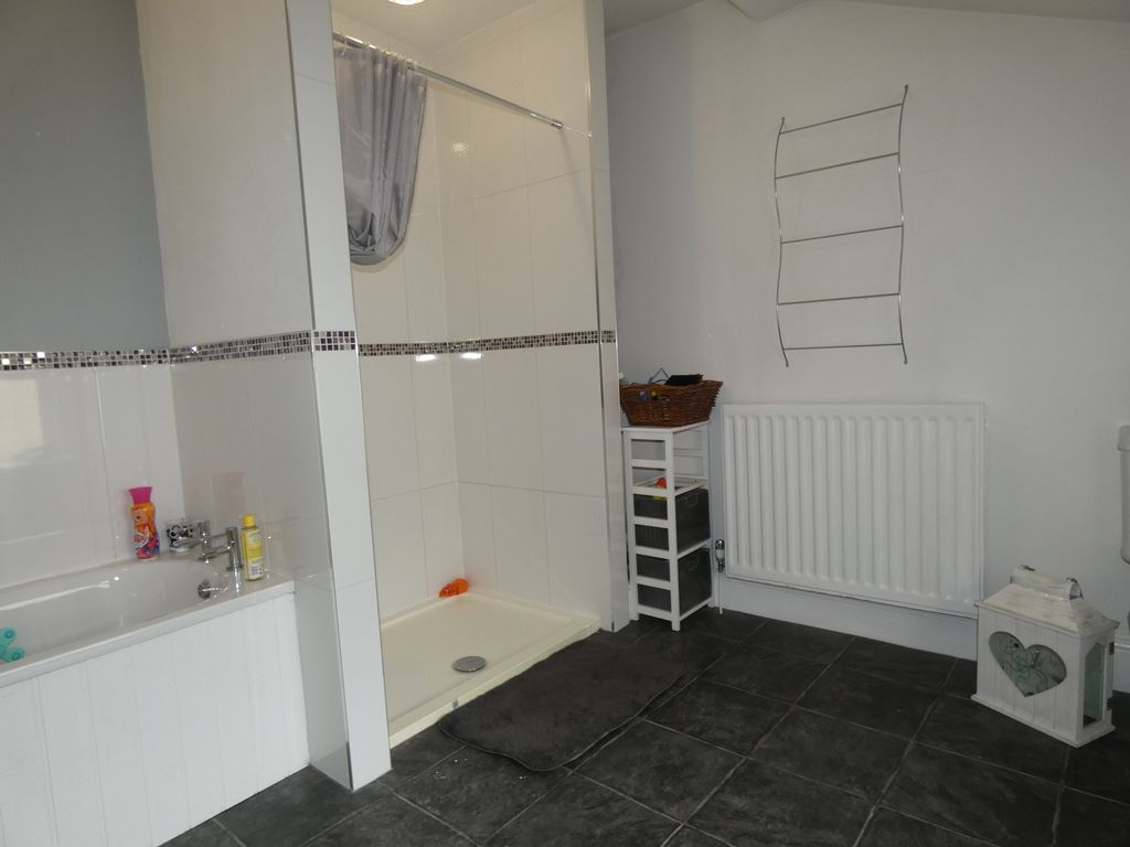 Bathroom- click for photo gallery